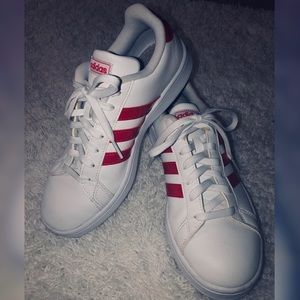 Adidas Grand Court Tennis Shoes w/ red stripes